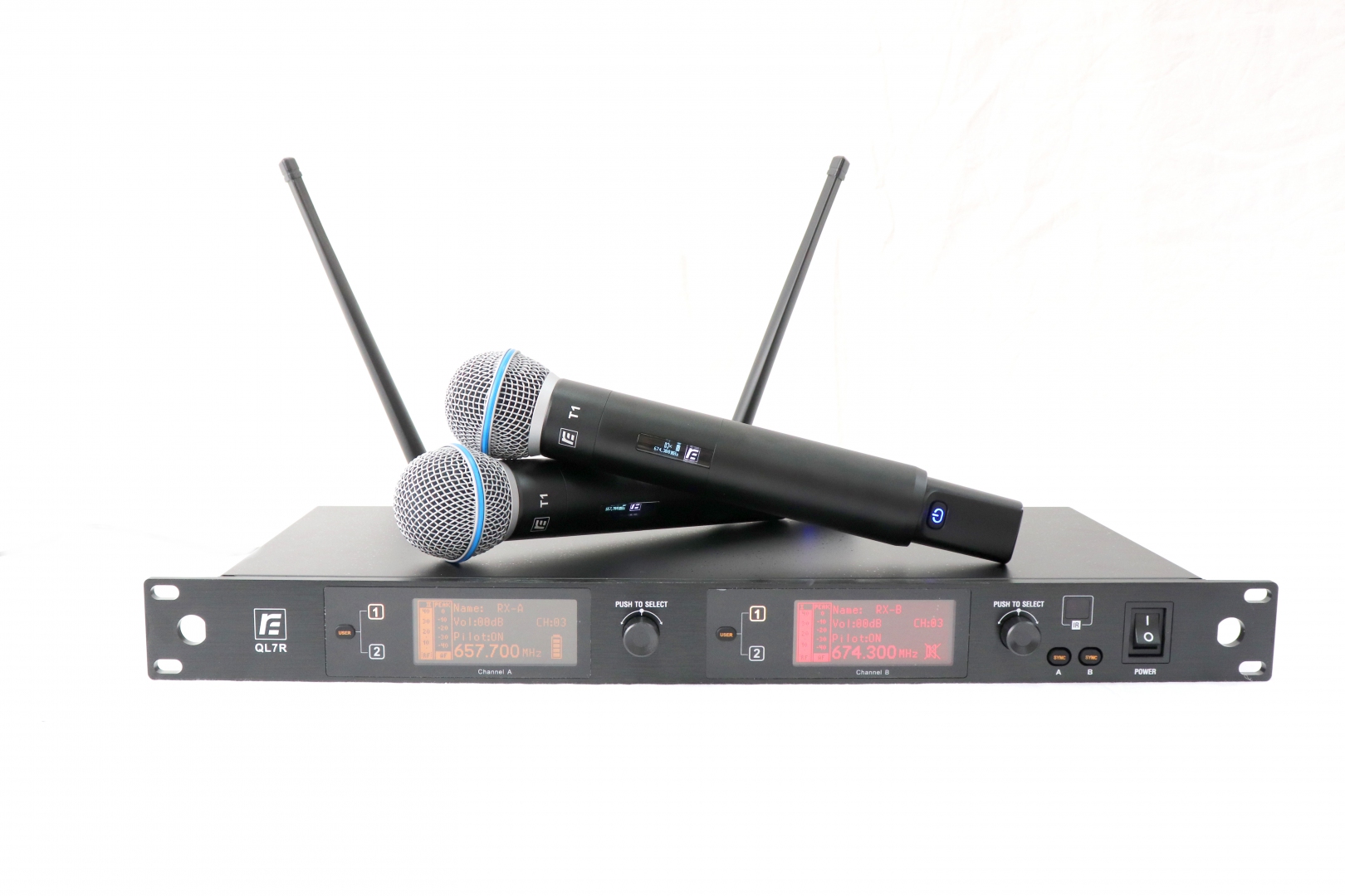 RFIntell QL7R/T1-A 651,800-683,400 МГц 2-канальная радиосистема с 2-мя ручными микрофонами в Псковской области